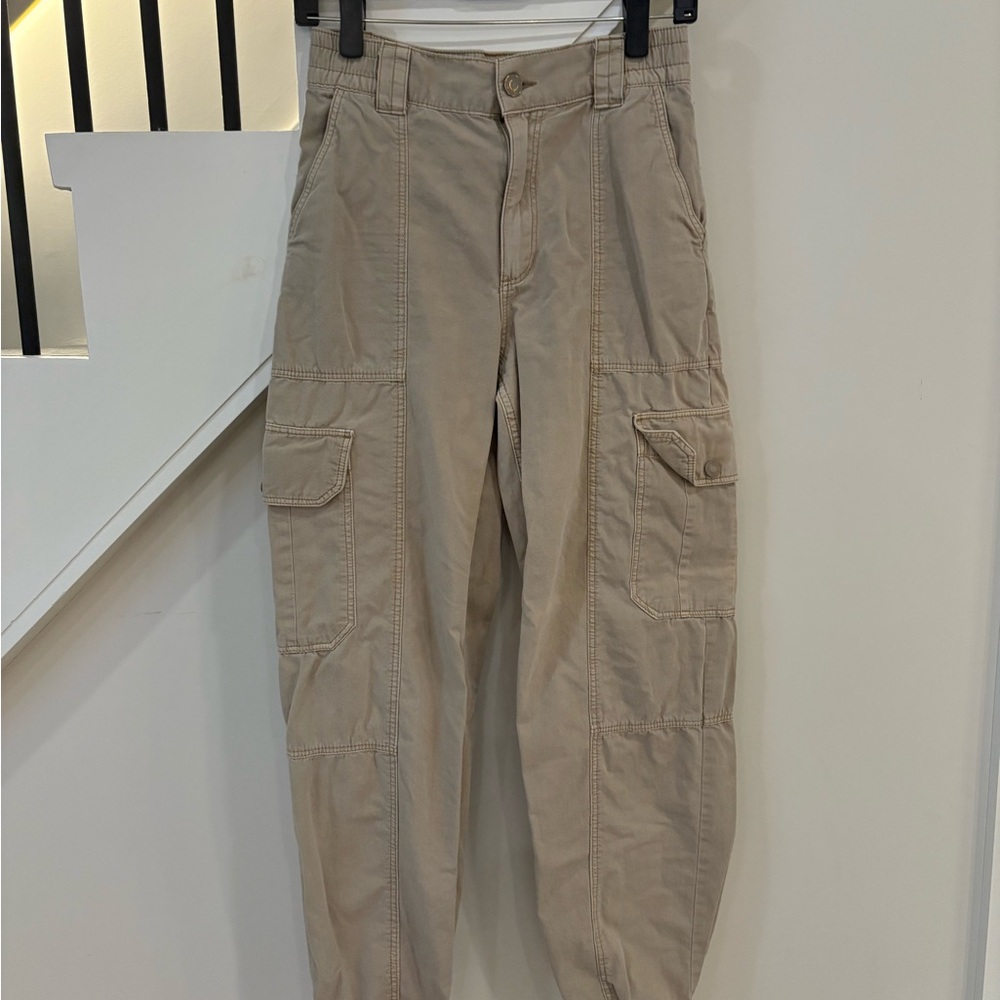 Pull&Bear Beige Cargo Pants